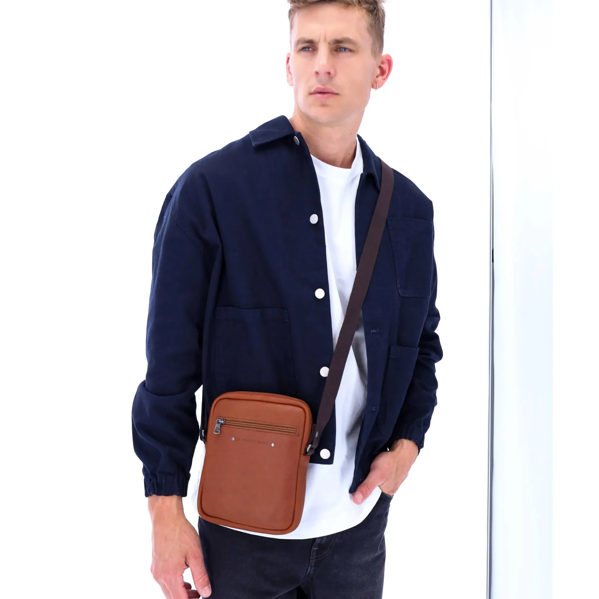 Les Ateliers Foures Pochette bandouliere Zephyr Baroudeur*Homme Petites Sacoches Homme