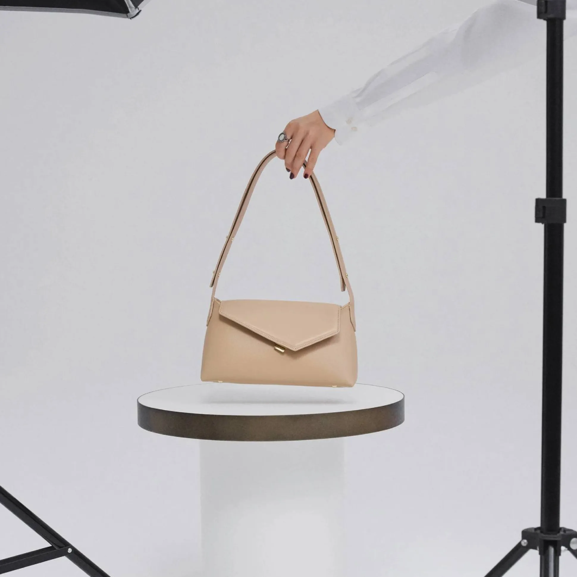 Lancaster Sac a main a rabat Zoe*Femme Sacs Porté Épaule
