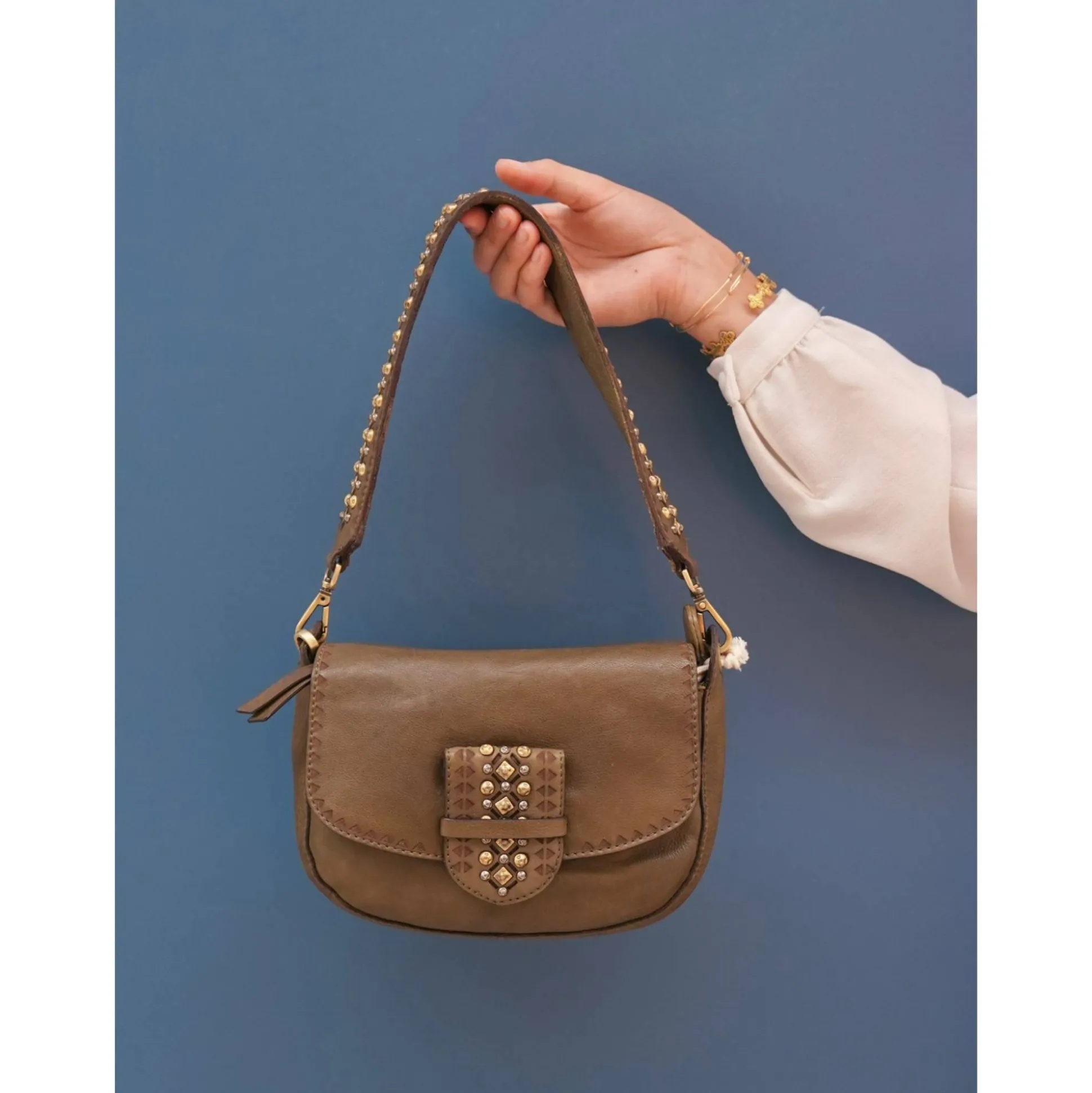 Biba Sac bandouliere a rabat Cody en cuir cloute*Femme Sacs Bandoulière