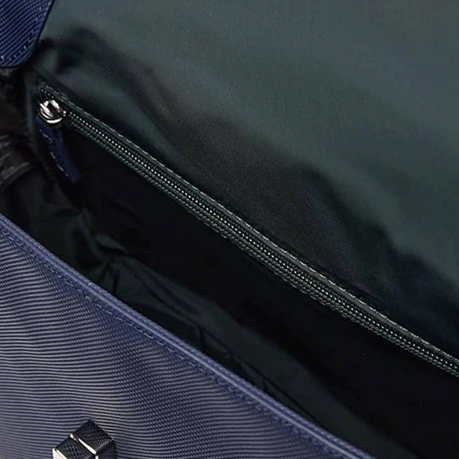 Lacoste Sac bandouliere Daily Lifestyle rabat fermoir*Femme Sacs Bandoulière