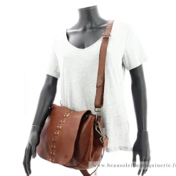 Biba Sac besace porte epaule Hancock rabat cloute grand format*Femme Sacs Bandoulière